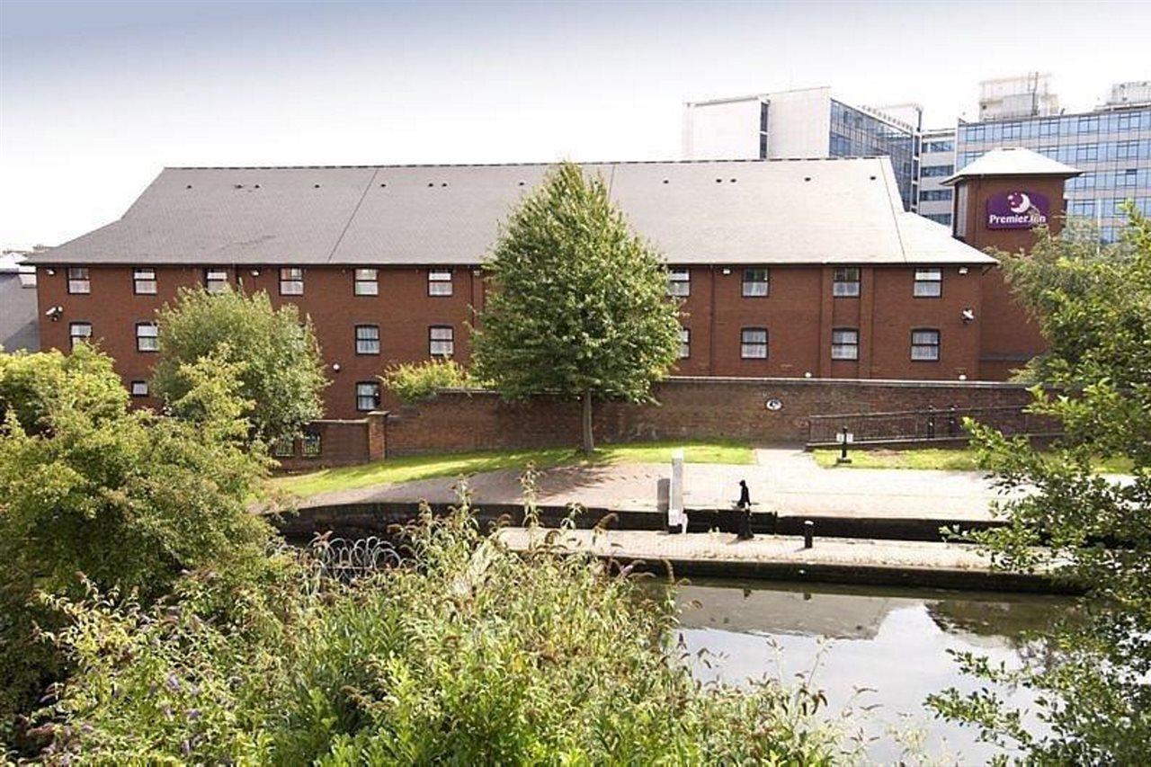 Premier Inn Birmingham City - Aston Exteriör bild